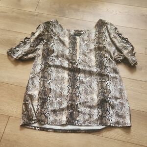 Stylish Snake Print Blouse